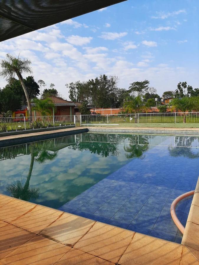 Mi Buen Refugio Villa Puerto Iguazú Eksteriør billede