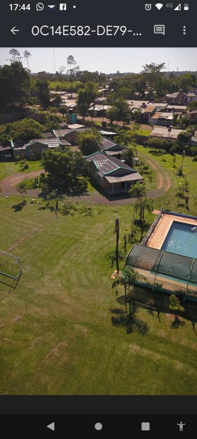 Mi Buen Refugio Villa Puerto Iguazú Eksteriør billede